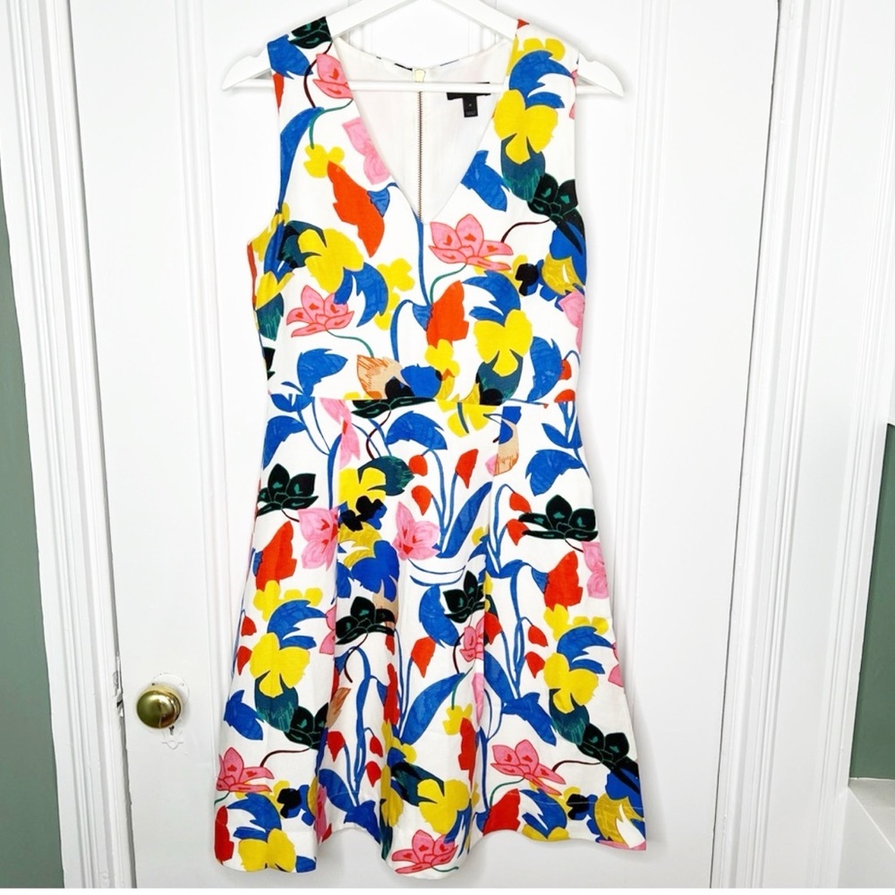 J. Crew v-neck bold floral print fit and flare party dress gold zipper size 4